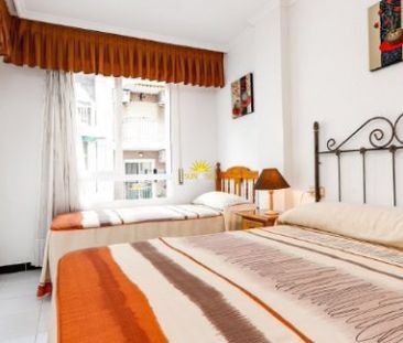 2 BEDROOM APARTMENT - TORREVIEJA - Foto 5