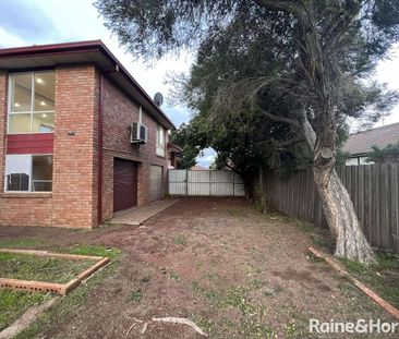 21 Winfield Drive, Kurunjang, VIC 3337 - Photo 4