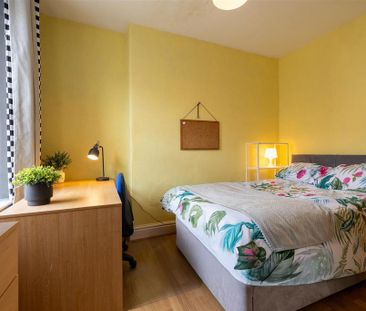 3 bedroom private hall to rent - Photo 2