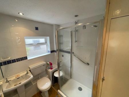 2 bedroom bungalow to rent - Photo 3