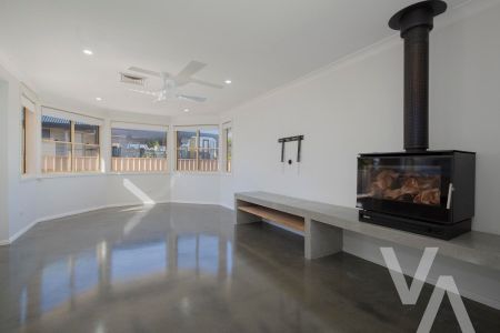 178a Fullerton Street, Stockton NSW 2295 - House For Rent | Domain - Photo 5