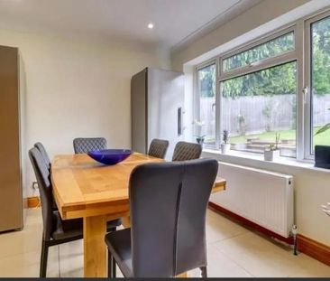 Windmill Drive, High Wycombe - Photo 3