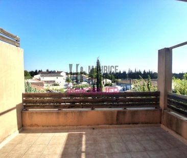 T2 au dernier étage avec terrasse, vue dégagée, cave et 1 pk - Photo 5