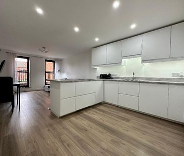 2 bedroom flat to rent - Photo 6