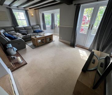 4 bedroom detached house to rent - Photo 3