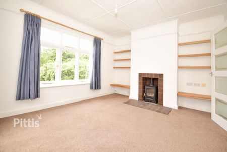 2 bedroom detached bungalow to rent - Photo 2