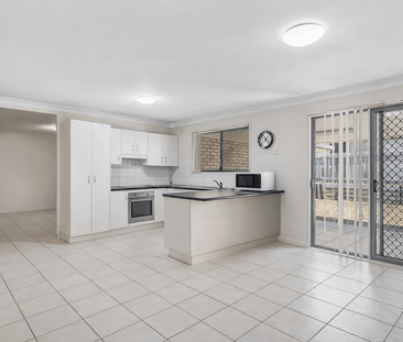 Lowset 4 Bedroom Home in Gracemere Heights Estate - Photo 1