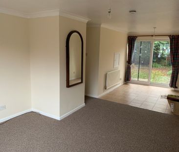 3 bedroom house to rent St. Laurence Avenue, Brundall, Norwich, NR13 - Photo 1