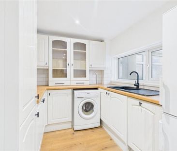 3 bedroom semi-detached house to rent - Photo 4