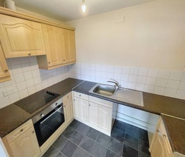 1 bedroom flat to rent - Photo 6