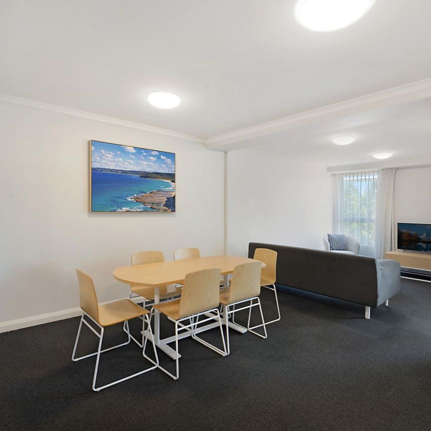 Spacious Three Bedroom Apartment in the Heart of Newcastle CBD - Photo 1