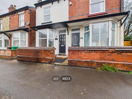 3 bedroom semi-detached house to rent - Photo 2