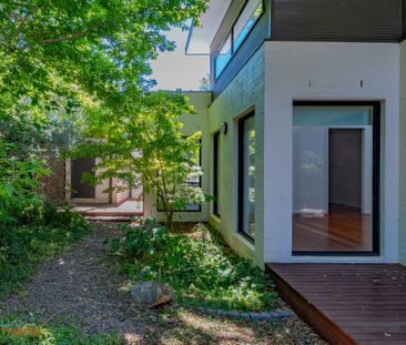 12 Argyle Place, Curtin ACT 2605 - House For Rent | Domain - Photo 1