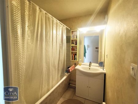 Location Appartement 3 pièces 54m² LANGUIDIC 56440 - Photo 4