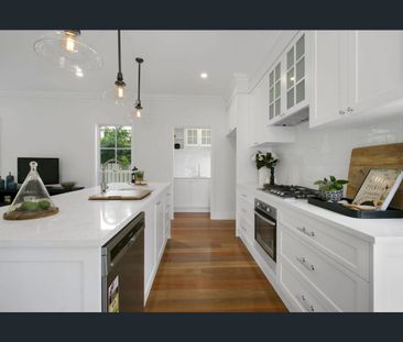 Hamptons-Inspired Luxury in the Heart of Clayfield - Photo 2