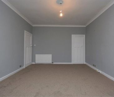 3 bedroom apartment to rent - Photo 1
