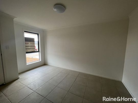 3 bedroom home in Blakeview! - Photo 1