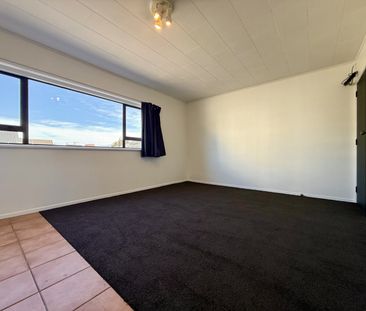 1-Bedroom Apartment in Berhampore - Photo 1