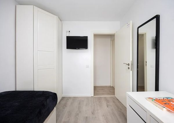 Calle Berruguete, Madrid, Community of Madrid 28039