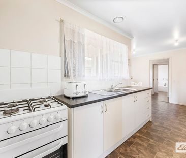 Well Presented 3 Bedroom Home - Photo 5