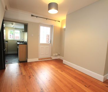 2 Bedroom Mid Terraced House, Chester - Photo 5