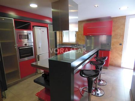 Luxury Apartment for rent in Valencia, Spain - Photo 2