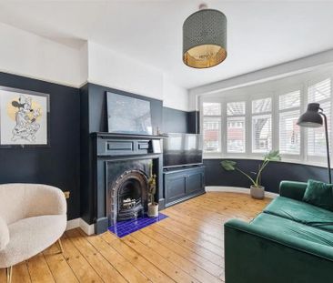 5 bedroom semi-detached house to rent - Photo 5