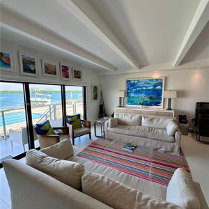 Miami, Appartement 3 Chambres - 201 m² en location - Photo 3