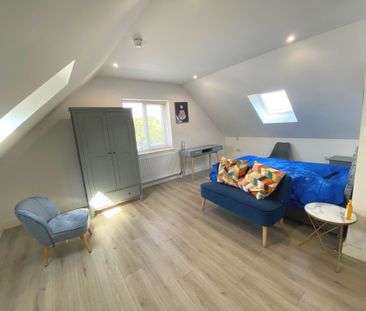 Price £1,150 pcm - Available 08/07/2025 - Furnished - Photo 5