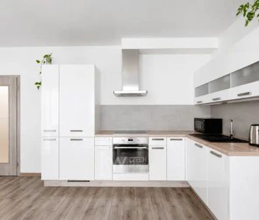 Pronájem bytu 2+kk 55 m - Fotografie 6