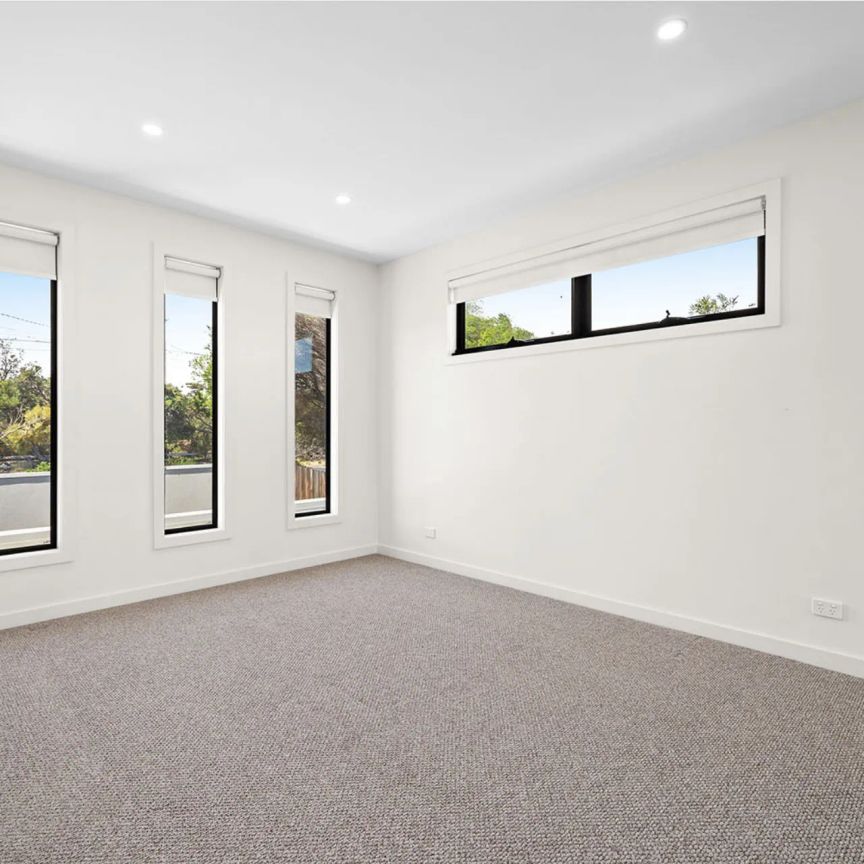 2/3 Ideal Avenue, Aspendale. - Photo 1