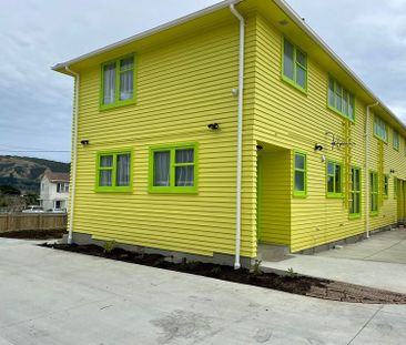 Newly renovated Townhouse in Ranui - Photo 2
