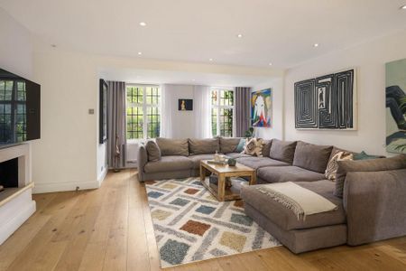 4 bedroom semi-detached house to rent - Photo 4