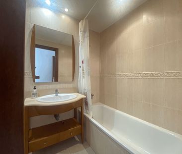 Middle Floor Apartment in Estepona - Photo 6