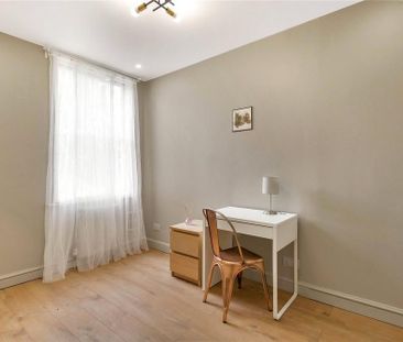 4 bedroom terraced house to rent - Photo 6