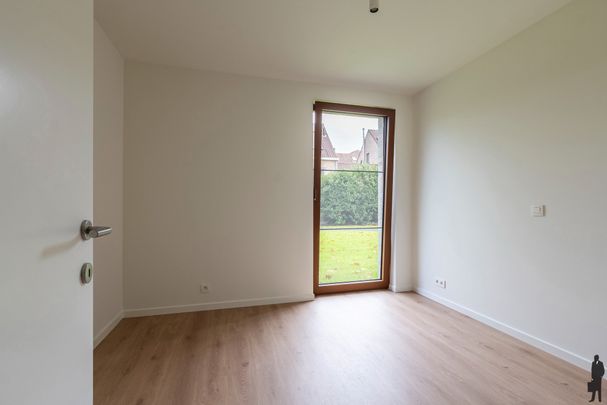 Te huur: modern nieuwbouwappartement in het centrum van Hoogstraten. - Photo 1