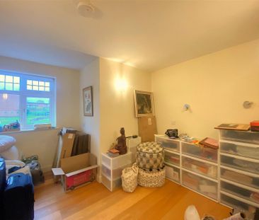 Park Grove, Henleaze, Bristol, BS9 4LF - Photo 3