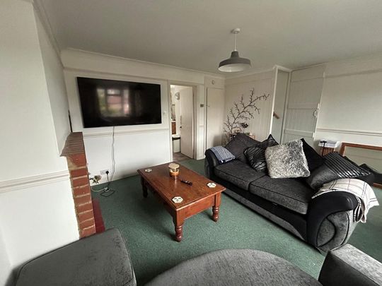 2 bedroom semi-detached house to rent - Photo 1