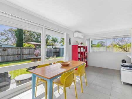 CENTRAL LIFESTYLE DUPLEX - PET FRIENDLY - Photo 5