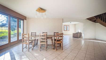 Location Maison 4 pièces 141m² SILLINGY 74330 - Photo 2