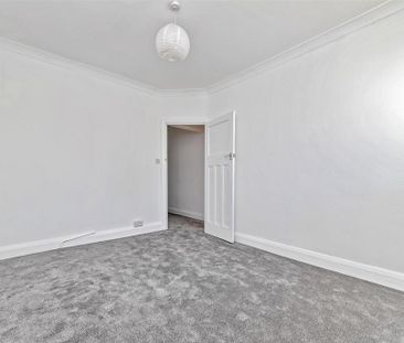 2 bedroom maisonette to rent - Photo 3