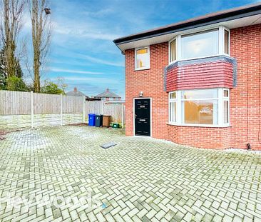 3 bed semi-detached house to rent in Sutherland Avenue, Dresden, Stoke-On-Trent - Photo 1