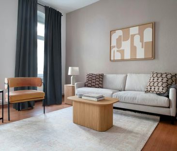 Barcelona Capital - Photo 6