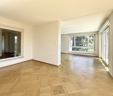 Wohnung an zentralster Lage! In Gehdistanz zur Bahnhofstrasse - Photo 1