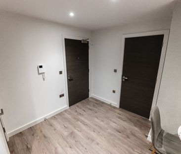 1 Bed Flat, Greenland St, L1 - Photo 6