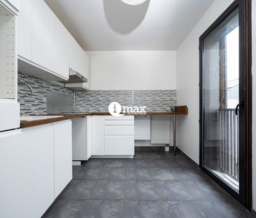 Location Appartement COLOMBES - - Photo 1