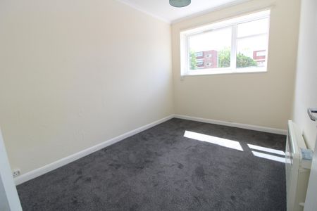 Parkgate Road, Wallington - Photo 3