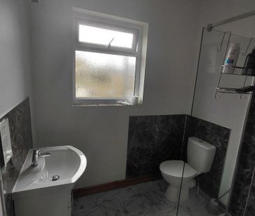 1 bedroom house of multiple occupation to rent - Photo 2