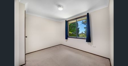 Neat & Tidy 3 Bedroom House in South Leura - Photo 5