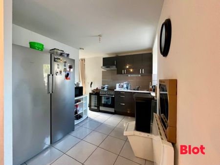 Location Appartement 3 pièces 77m² PLEUMELEUC 35137 - Photo 4